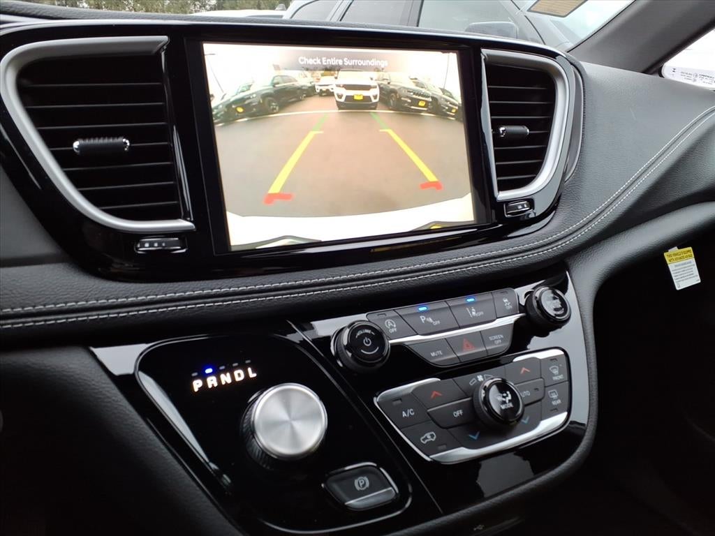 2026 Chrysler Pacifica PACIFICA SELECT