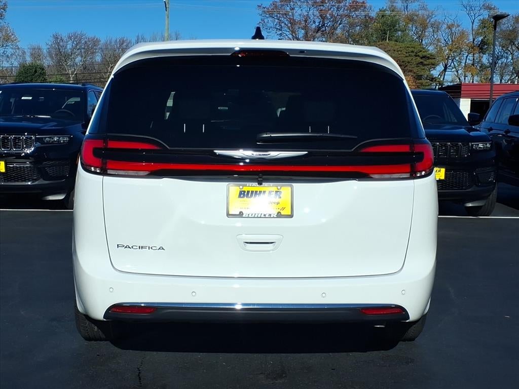 2026 Chrysler Pacifica PACIFICA SELECT