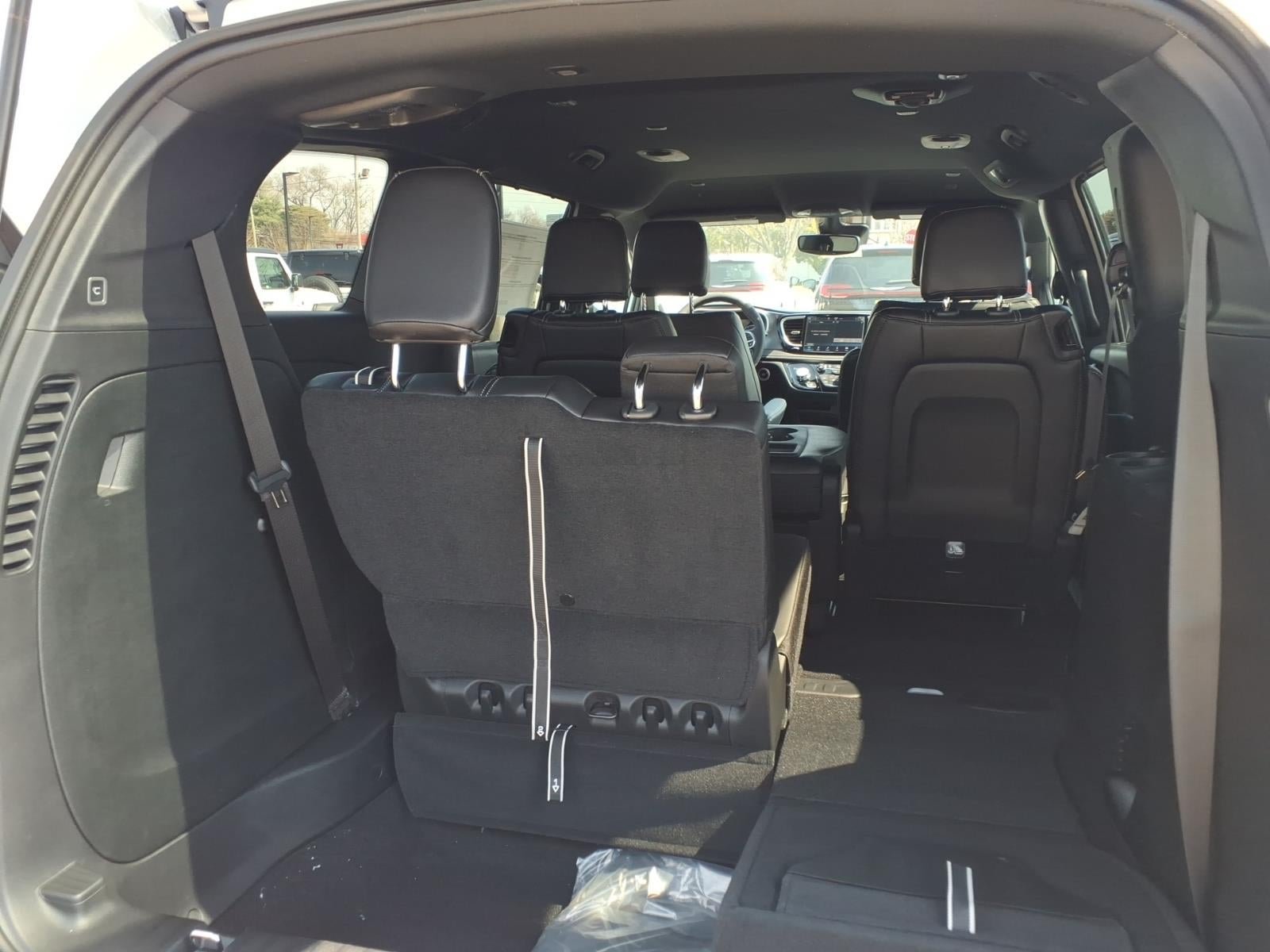 2026 Chrysler Pacifica PACIFICA SELECT