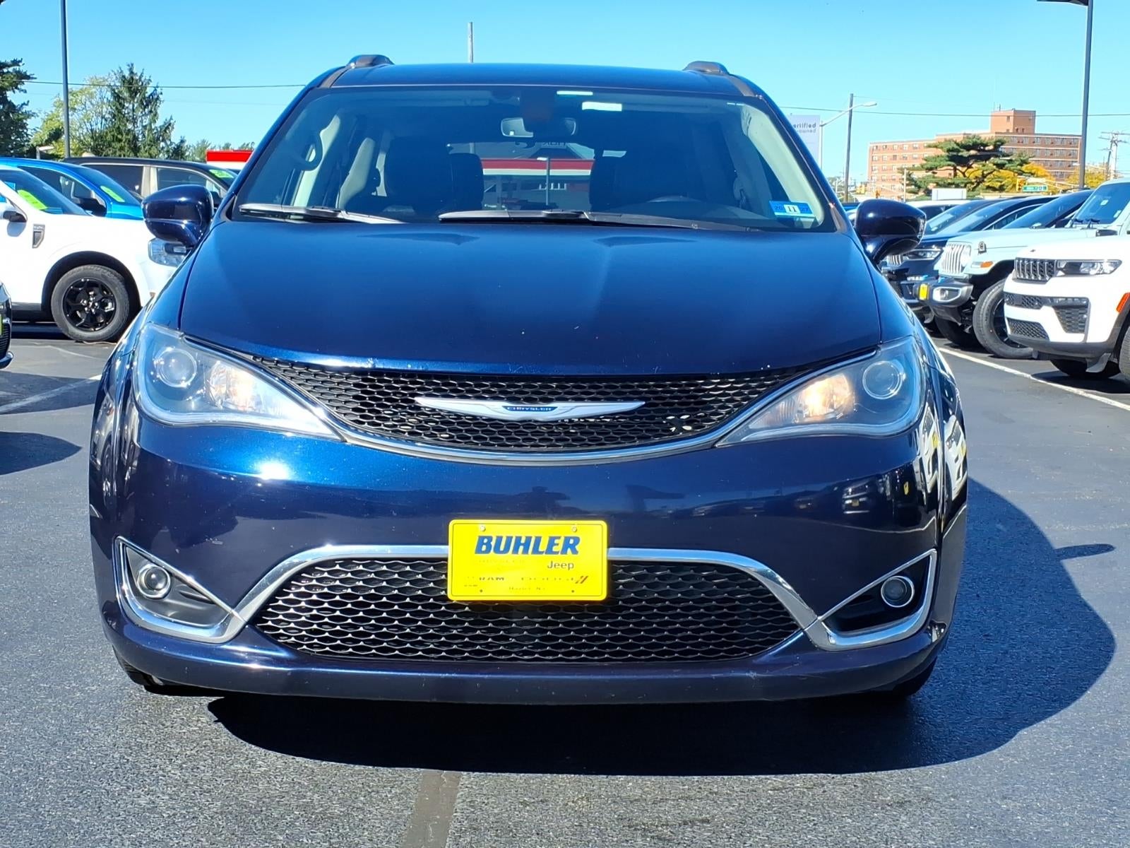 Certified 2019 Chrysler Pacifica Touring L with VIN 2C4RC1BG8KR733257 for sale in Hazlet, NJ