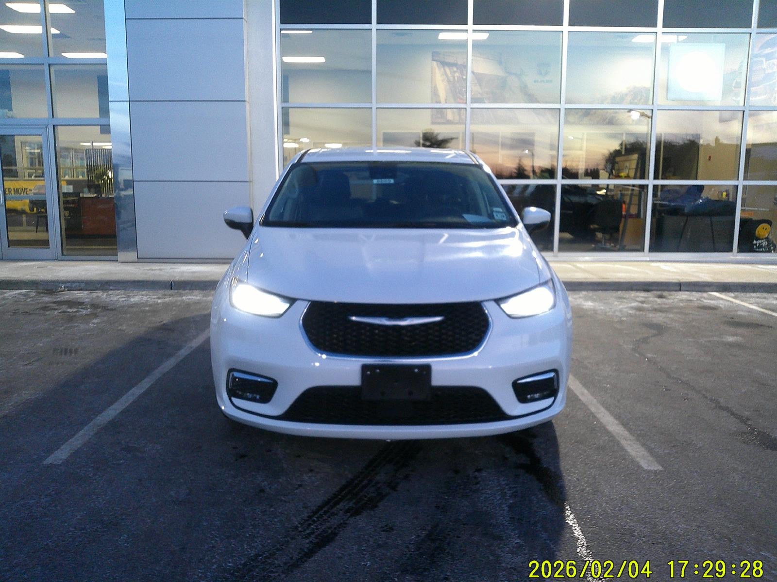 2023 Chrysler Pacifica Touring L