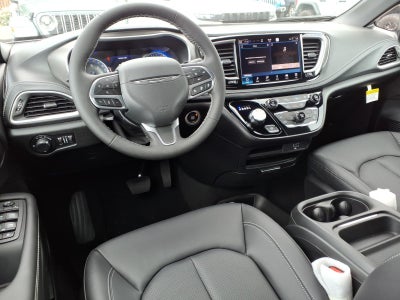 2027 Chrysler Pacifica PACIFICA SELECT