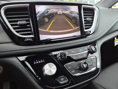 2027 Chrysler Pacifica PACIFICA SELECT