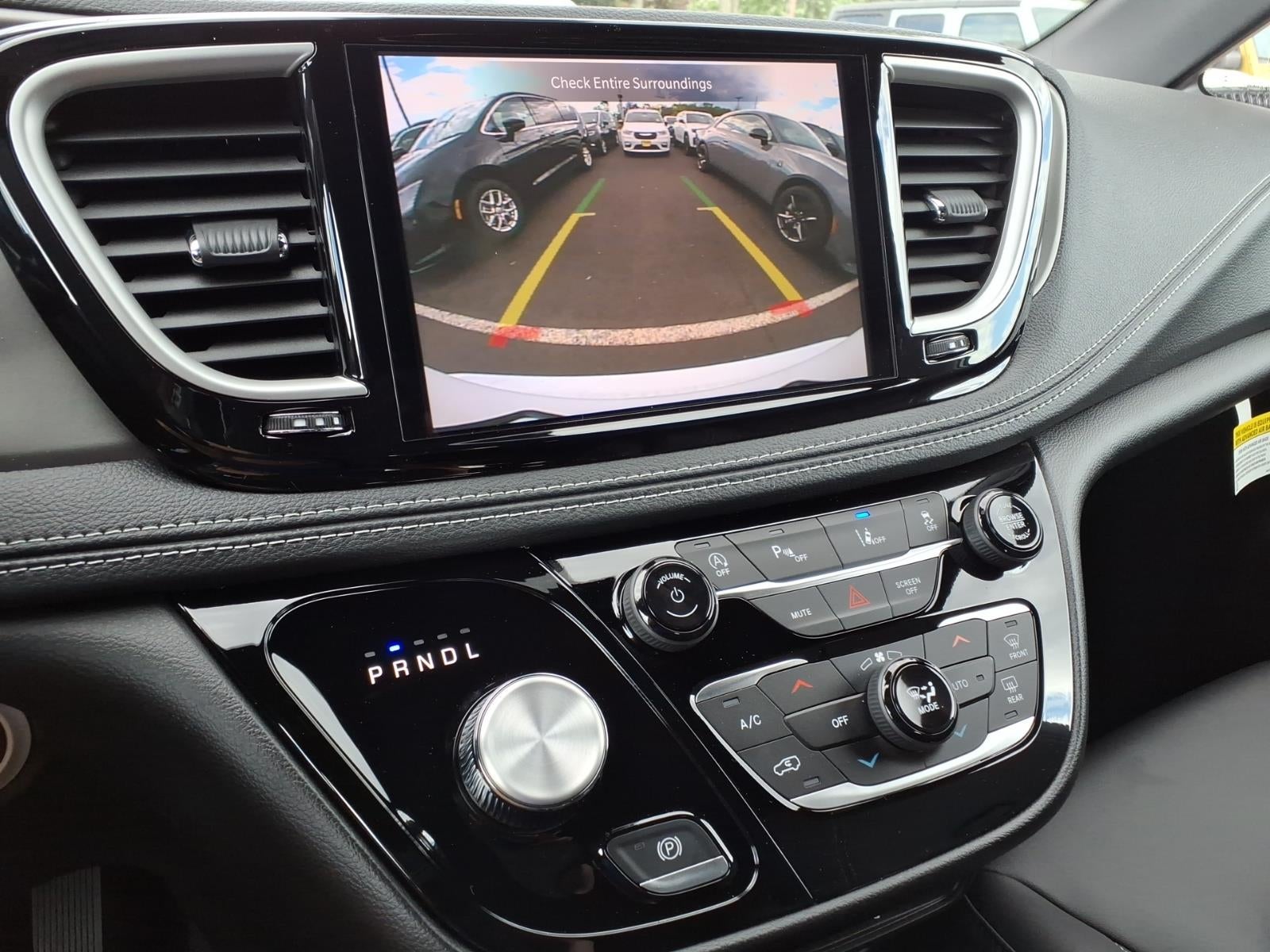 2027 Chrysler Pacifica PACIFICA SELECT