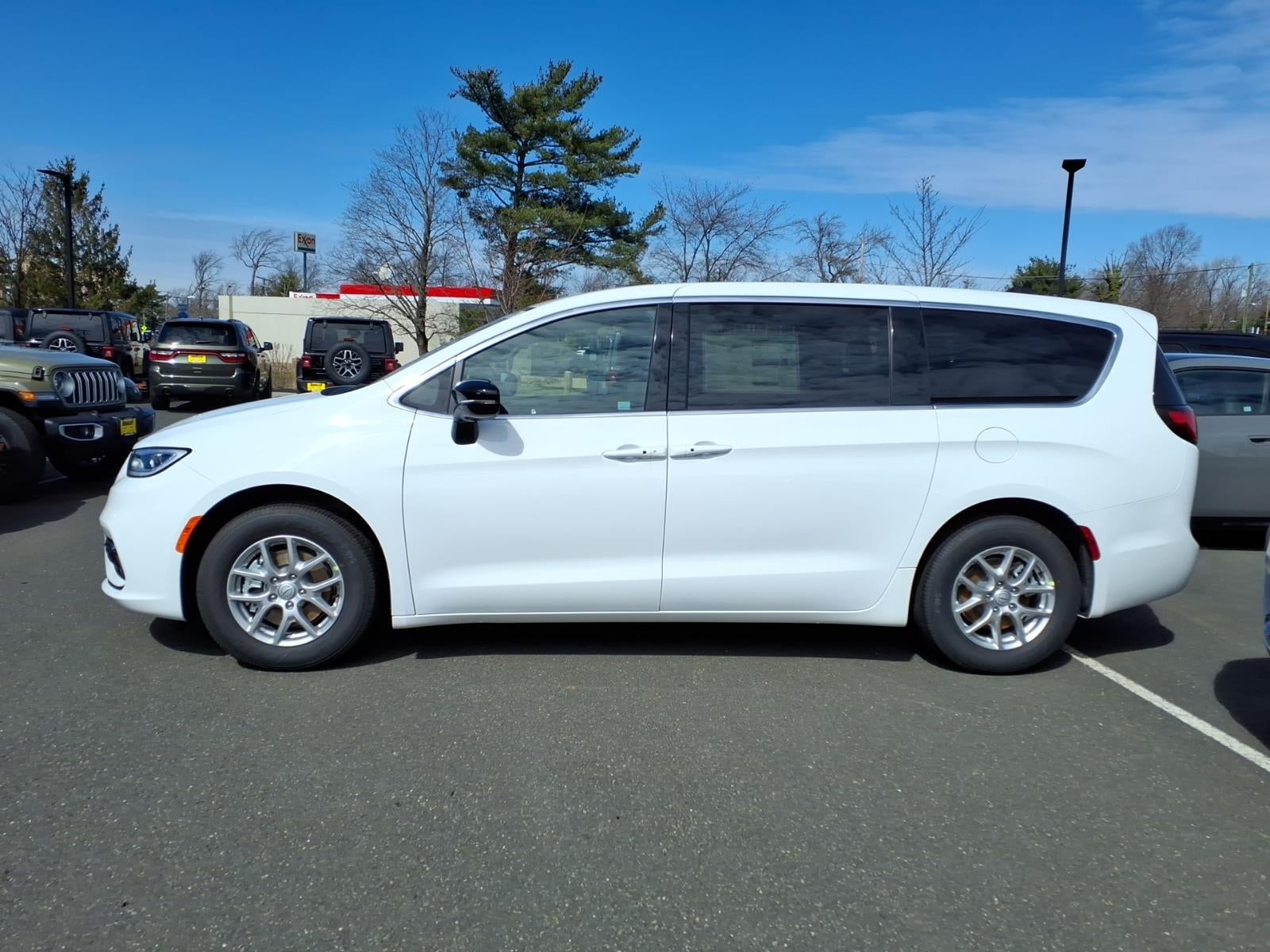 2026 Chrysler Pacifica PACIFICA SELECT