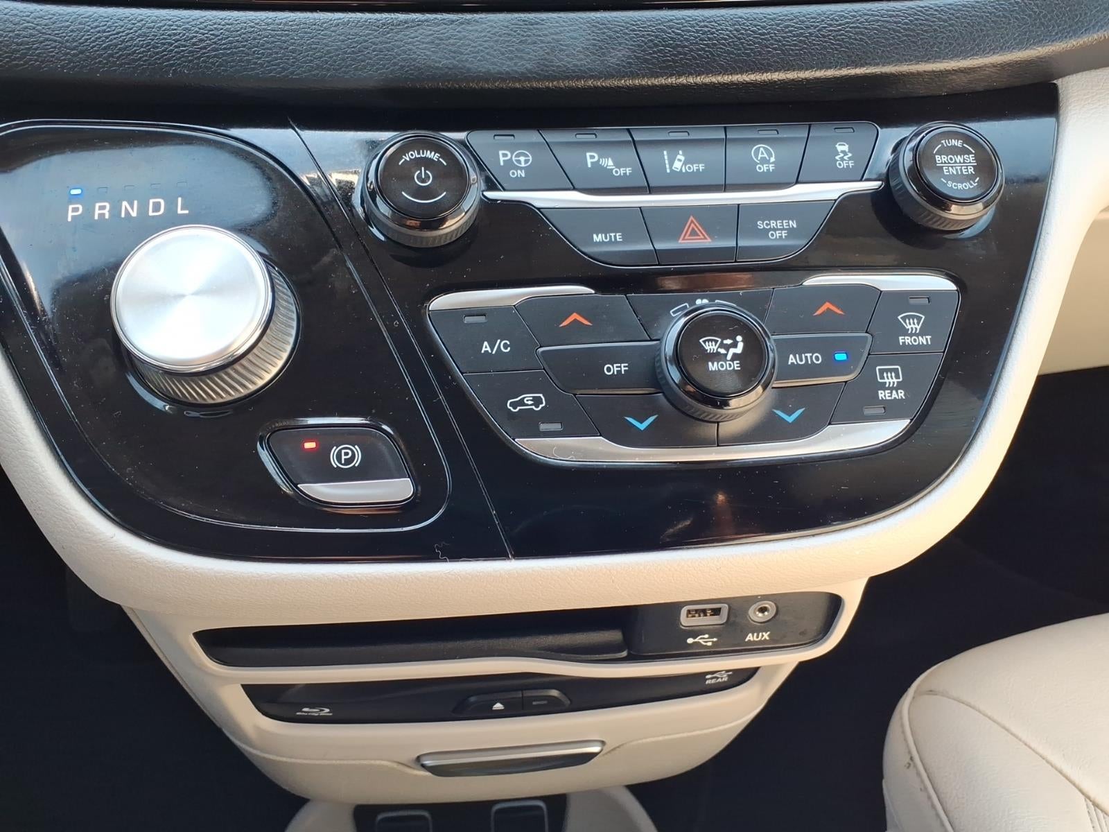 2019 Chrysler Pacifica Touring L Plus