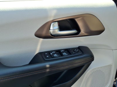 2019 Chrysler Pacifica Touring L Plus