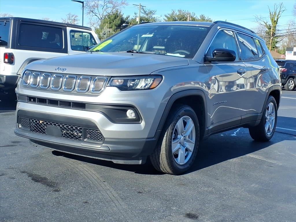 2022 Jeep Compass Latitude FWD