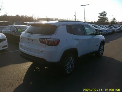 2022 Jeep Compass Latitude Lux 4x4
