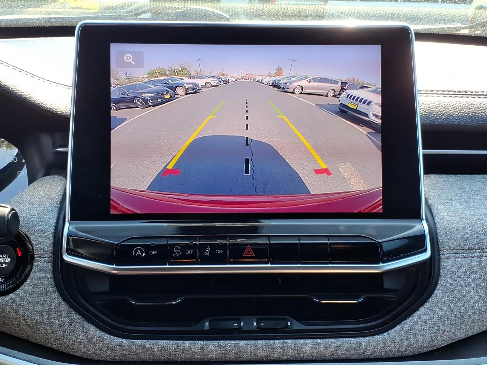 2023 Jeep Compass Latitude Lux FWD