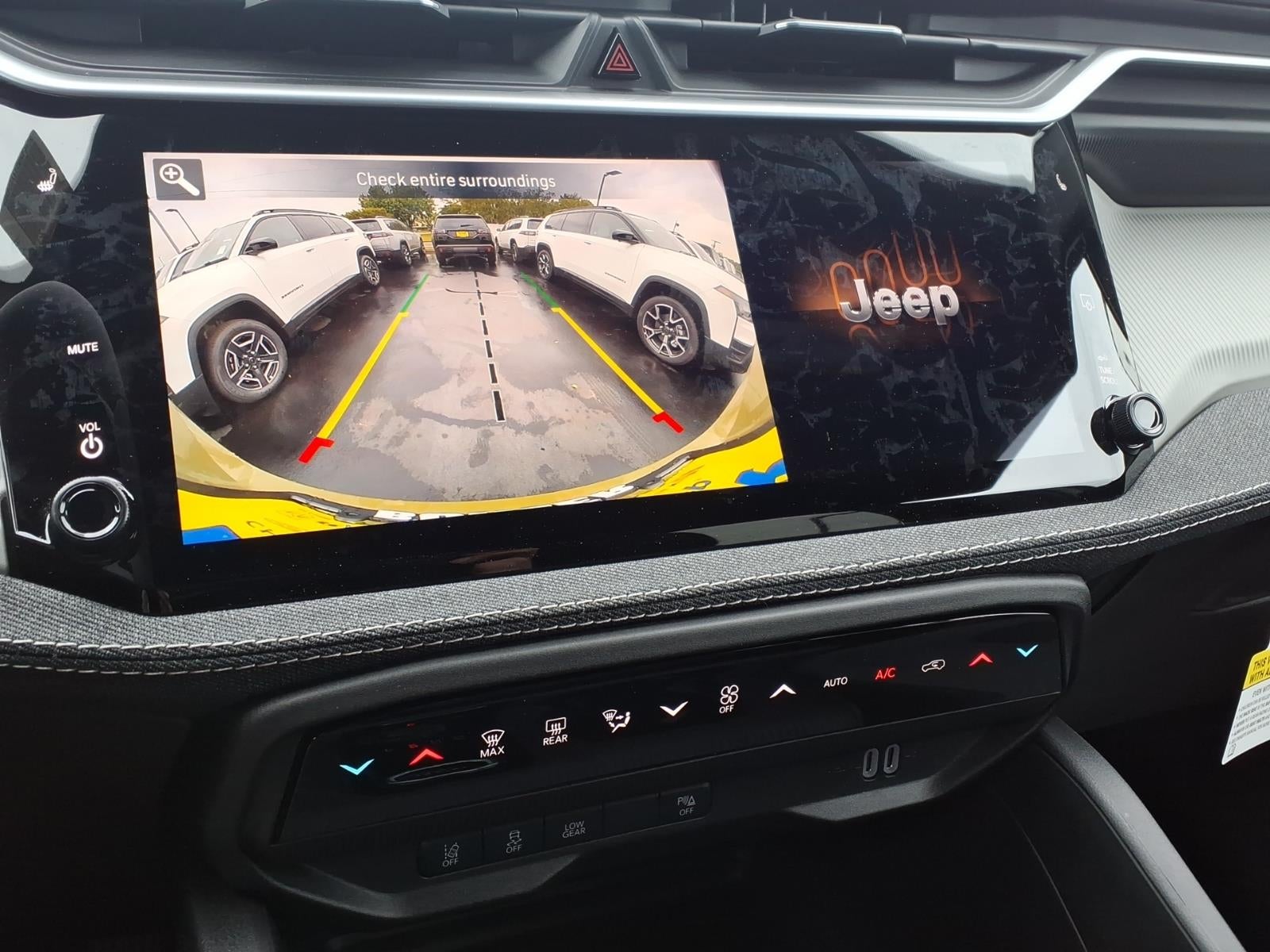2026 Jeep Cherokee CHEROKEE LAREDO 4X4