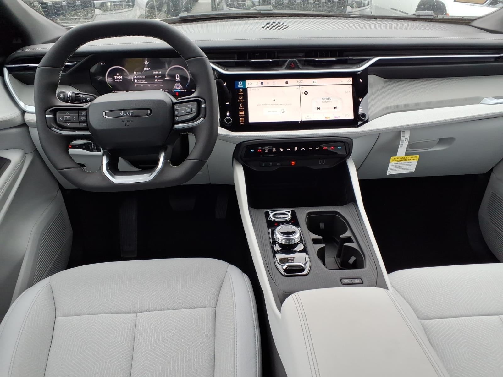 2026 Jeep Cherokee CHEROKEE LAREDO 4X4