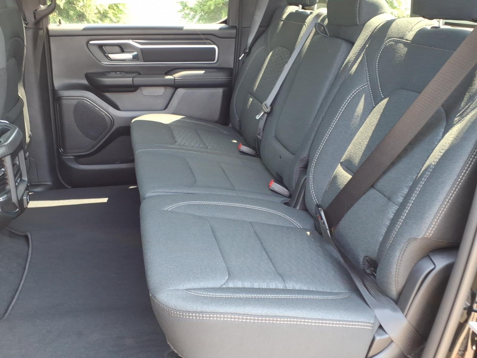 2026 RAM Ram 1500 RAM 1500 LONE STAR CREW CAB 4X4 5'7' BOX