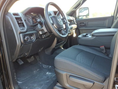 2026 RAM Ram 2500 RAM 2500 BLACK EXPRESS CREW CAB 4X4 6'4' BOX