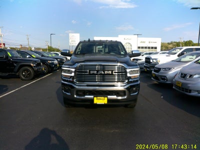 2022 RAM 2500 Laramie Crew Cab 4x4 6'4' Box