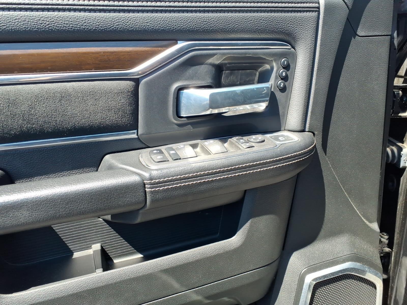 2022 RAM 2500 Laramie Crew Cab 4x4 6'4' Box