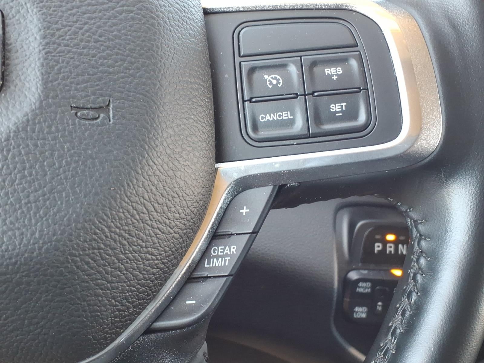 2022 RAM 2500 Laramie Crew Cab 4x4 6'4' Box