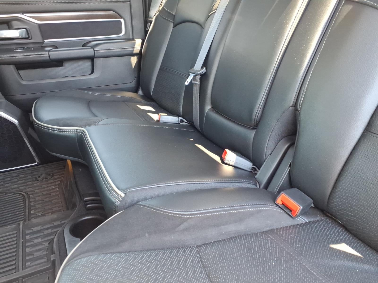 2022 RAM 2500 Laramie Crew Cab 4x4 6'4' Box