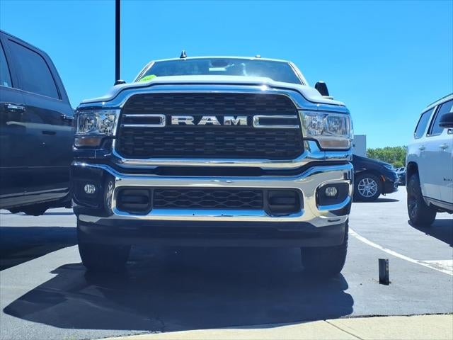 2024 RAM 2500 Big Horn Crew Cab 4x4 8' Box