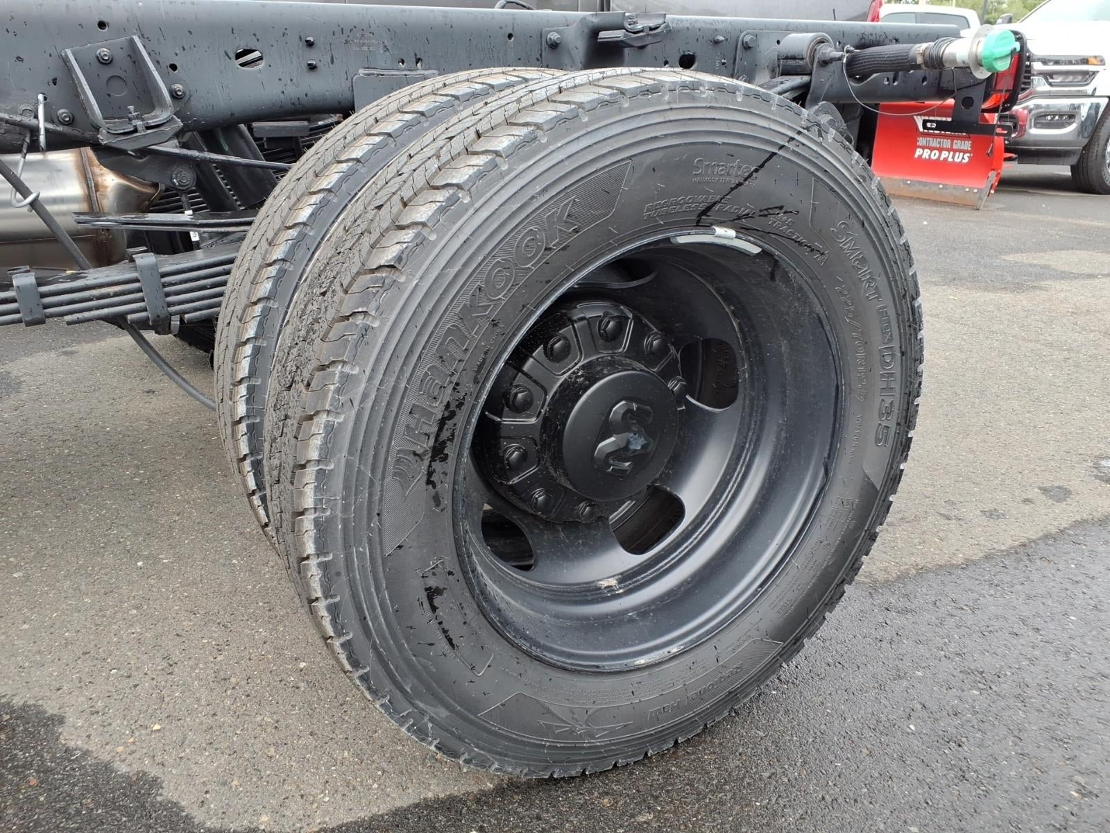 2026 RAM Ram 5500 Chassis Cab RAM 5500 TRADESMAN CHASSIS CREW CAB 4X4 60' CA