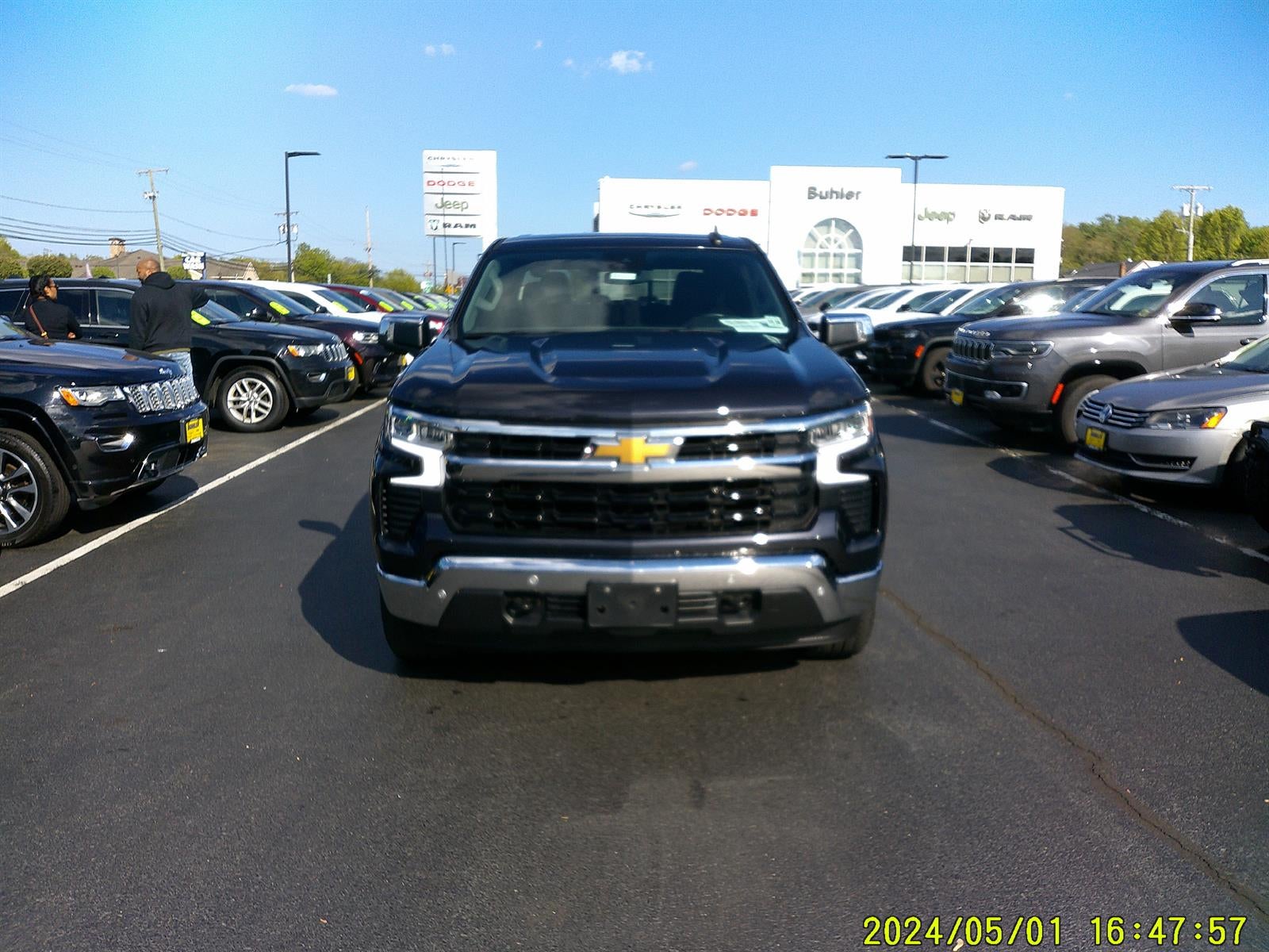 2024 Chevrolet Silverado 1500 4WD Crew Cab Short Bed LT