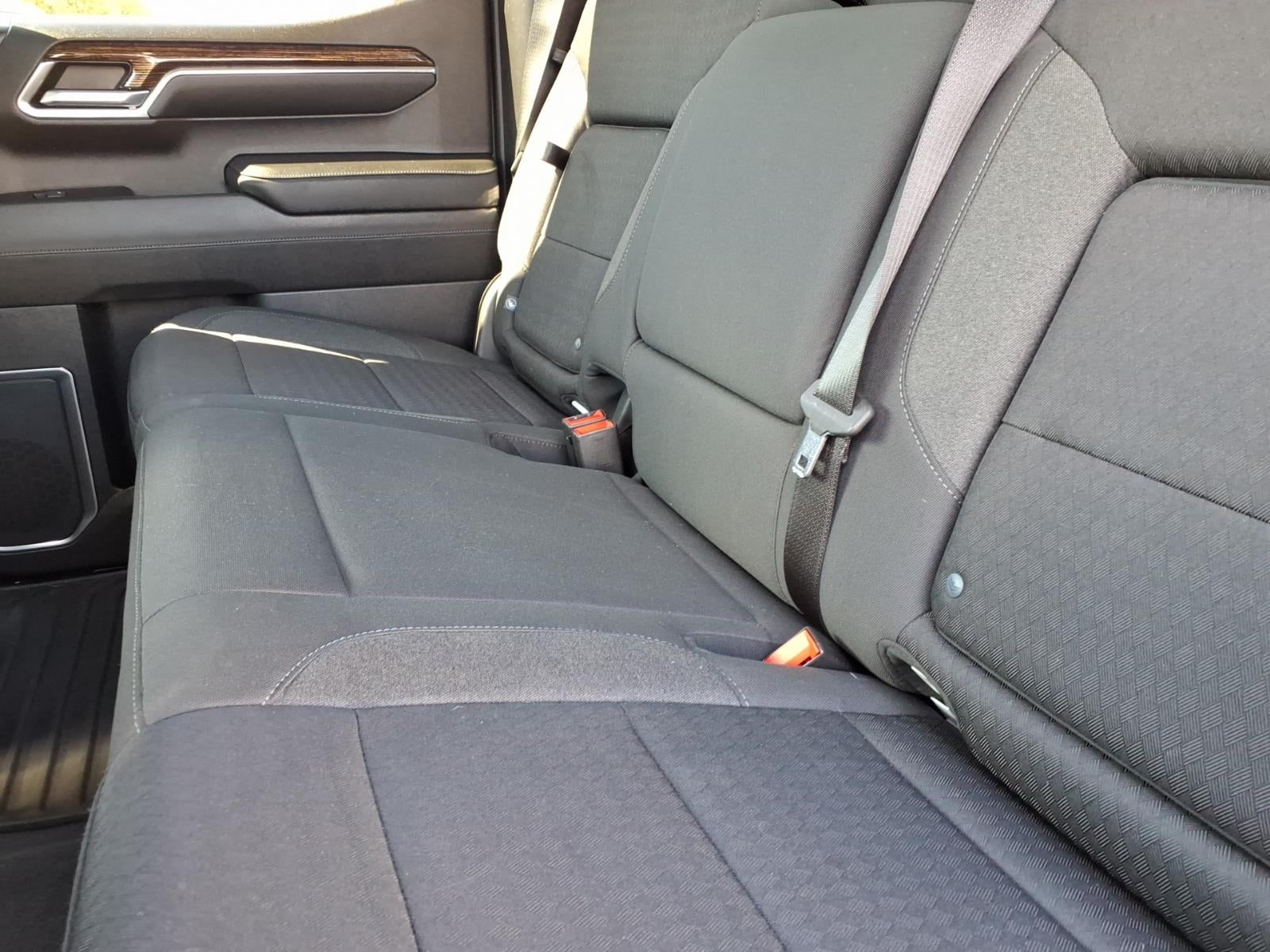 2023 GMC Sierra 1500 4WD Crew Cab Short Box Elevation with 3VL