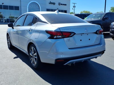 2021 Nissan Versa SV Xtronic CVT