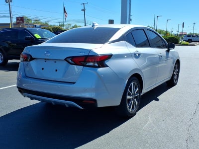 2021 Nissan Versa SV Xtronic CVT