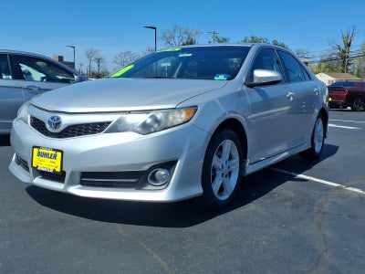 2014 Toyota Camry SE