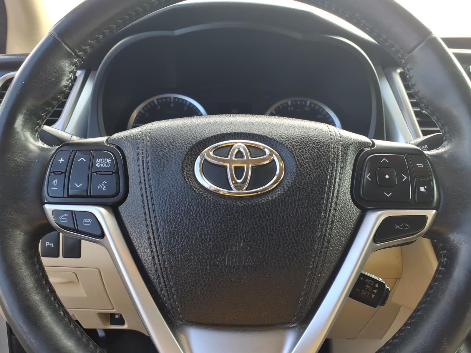 2016 Toyota Highlander Limited Platinum V6