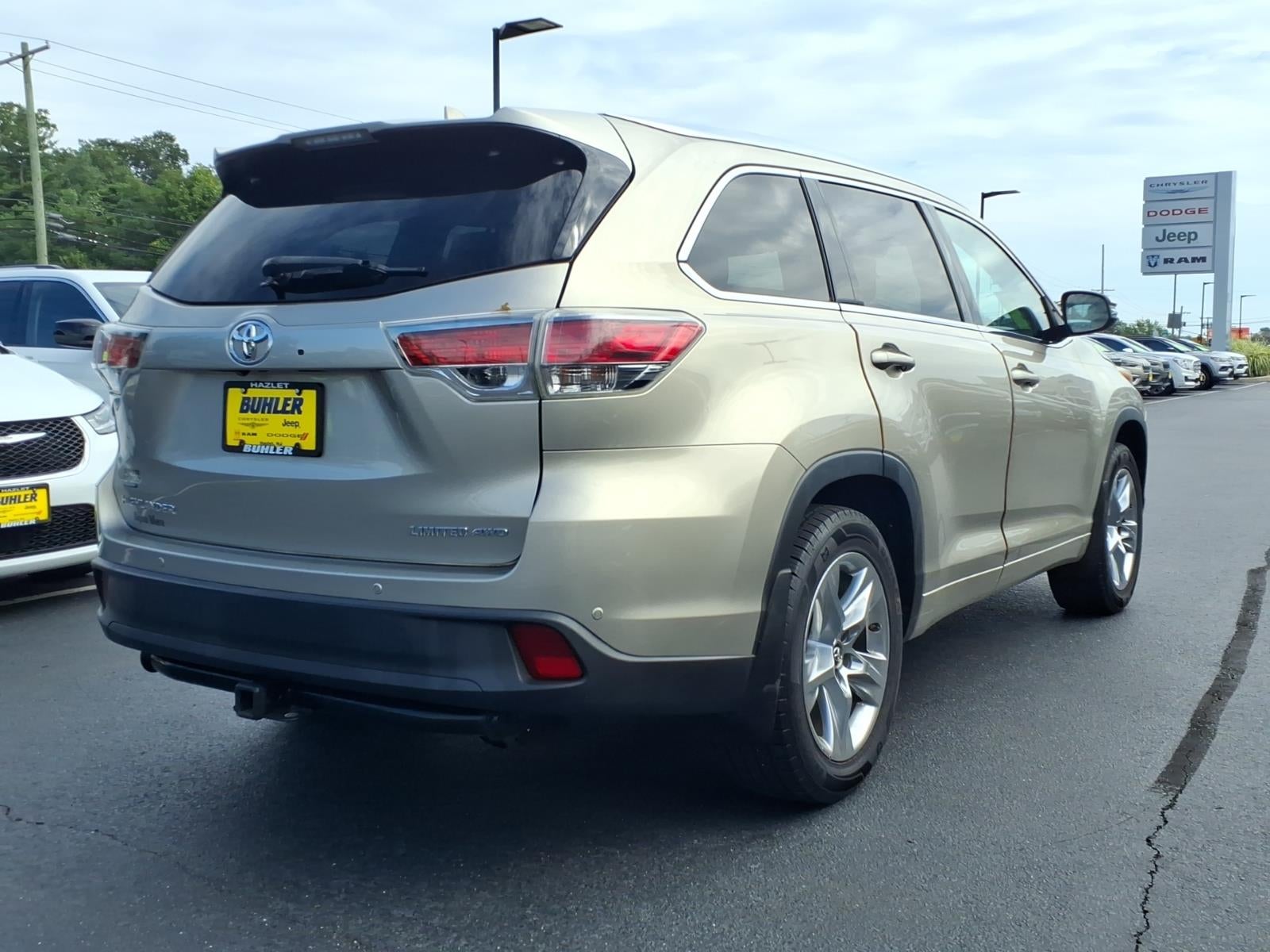 2016 Toyota Highlander Limited Platinum V6
