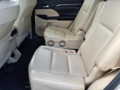 2016 Toyota Highlander Limited Platinum V6