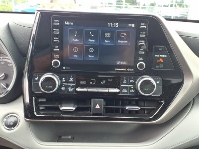 2022 Toyota Highlander XLE