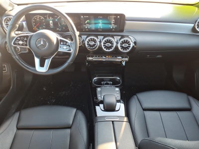 2021 Mercedes-Benz A 220 4MATIC®