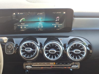 2021 Mercedes-Benz A 220 4MATIC®